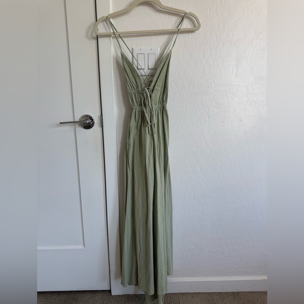 Elegant Green Midi Dress